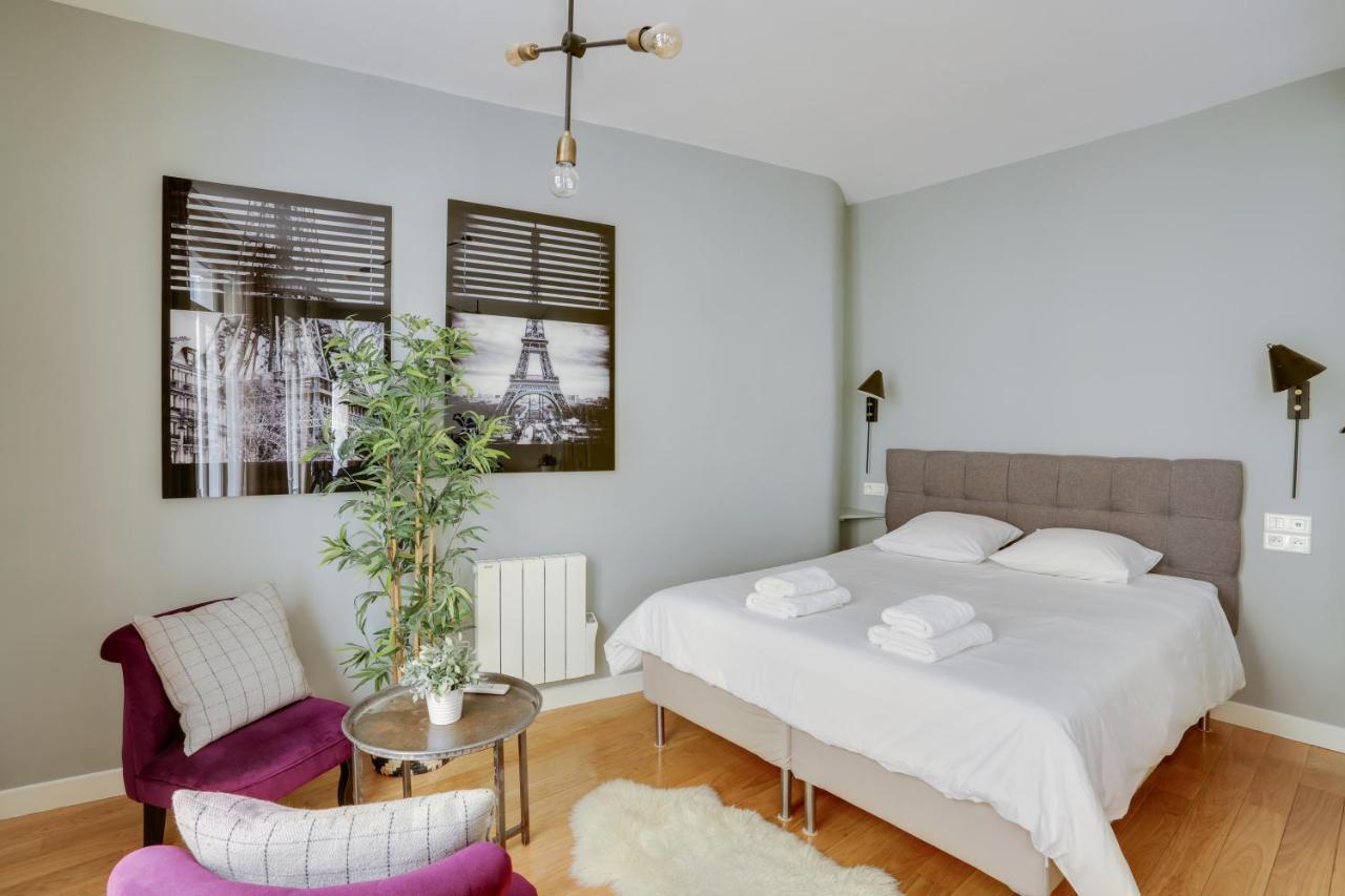 Charmant Studio Au Coeur De Paris Pour 2 Personnes By Weekome Exterior foto