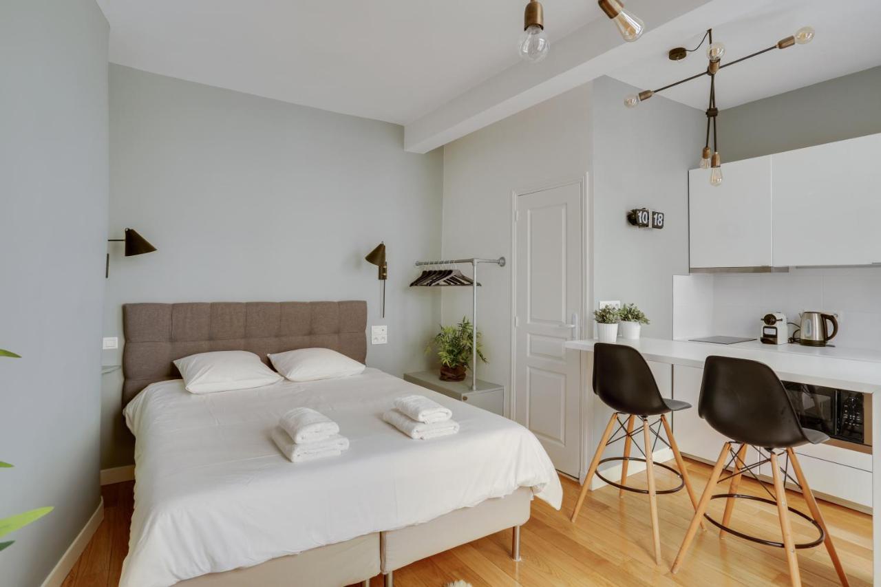 Charmant Studio Au Coeur De Paris Pour 2 Personnes By Weekome Exterior foto